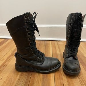 Tall lace up leather classic Dr Martens Triumph Plaid (pink grey and black)